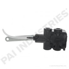 Load image into Gallery viewer, PAI EM37260 NAVISTAR 2506169C91 LEVELING VALVE (20QE4165AM)