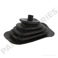 Cargar imagen en el visor de la galería, PAI FBT-1506 MACK 8MY38 SHIFTER BOOT (5.00&quot; X 7-1/2&quot; BASE) (RUBBER)