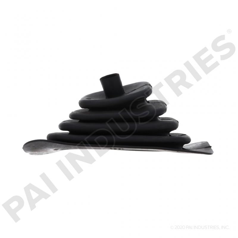 PAI FBT-1506 MACK 8MY38 SHIFTER BOOT (5.00" X 7-1/2" BASE) (RUBBER)