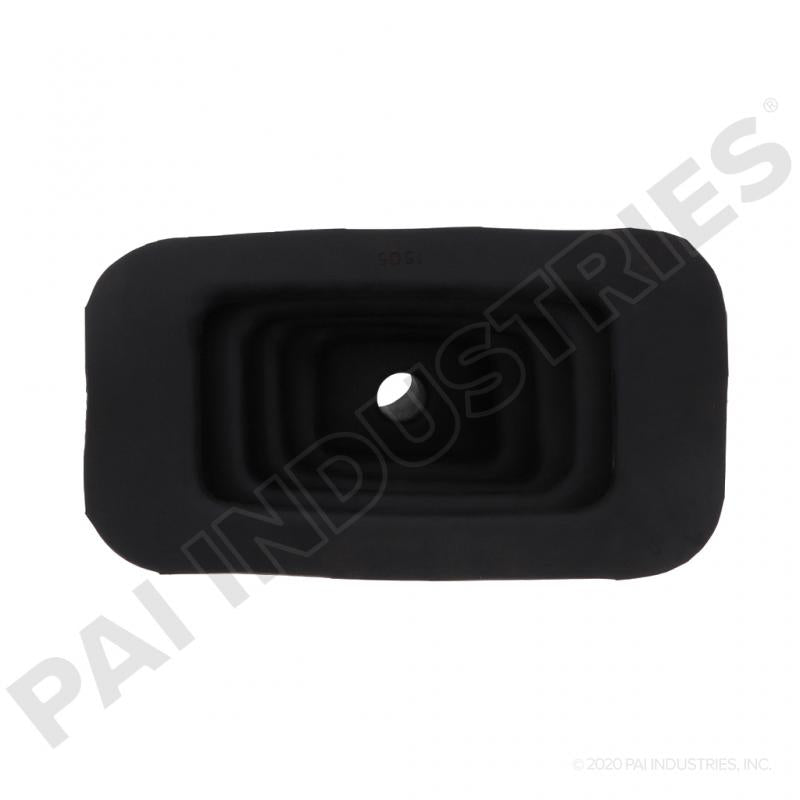 PAI FBT-1506 MACK 8MY38 SHIFTER BOOT (5.00" X 7-1/2" BASE) (RUBBER)
