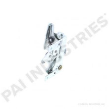 Cargar imagen en el visor de la galería, PAI FDL-4693 MACK 62QS324C DOOR LATCH (RIGHT HAND) (EARLY R / RB / RD / DM)