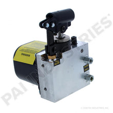 Charger l&#39;image dans la galerie, PAI FHP-3962 MACK 38QC4134M CAB PUMP KIT (EARLY WESTERN MODELS) (USA)