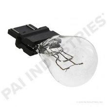 Load image into Gallery viewer, PACK OF 10 PAI PSB-1017 MACK 19403057 TURN SIGNAL BULB